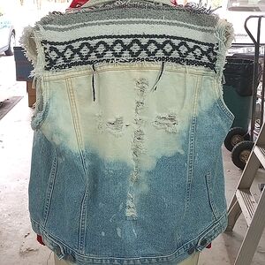 CHIC Boho Chic Distressed Jean Jacket